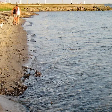 Holiday Harbolle بيت للعطل Stubbekøbing
